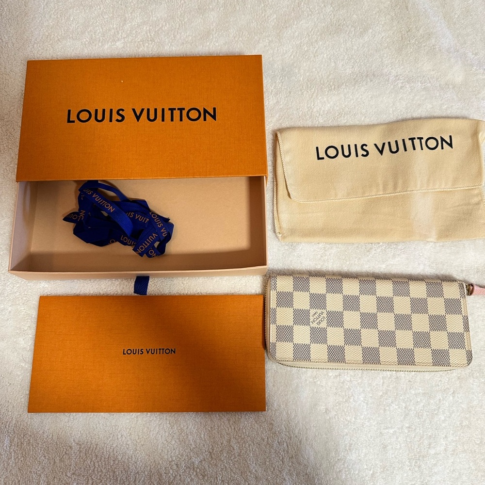 Louis Vuitton Clemence wallet
